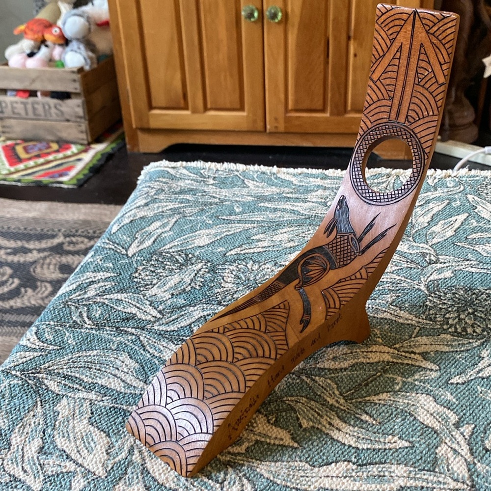 LIKE NEW=Hand Made & Burnt Australian Wooden Bottle Holder